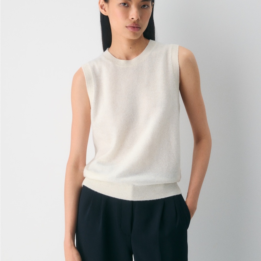 Aritzia Orta Sweater Vest